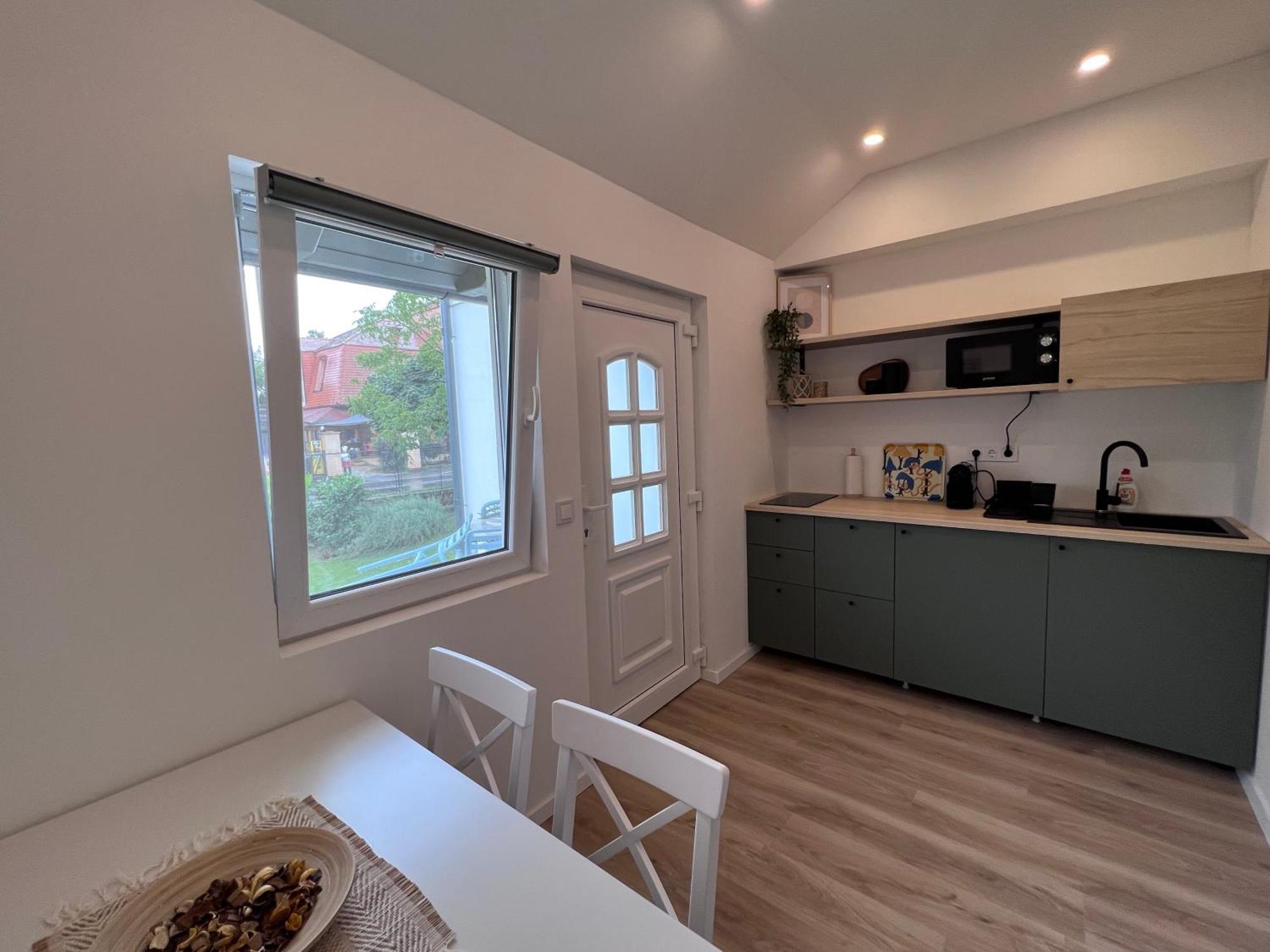 Best Apartman Lelle Балатонлелле Экстерьер фото